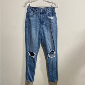 American Eagle Distressed Mom Jeans Size 4 X-Long – Ripped Knees, Light Wash